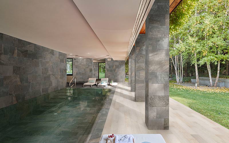 rosa gres porcelanico piscina interior coleccion stela white pietro grey 2cfde