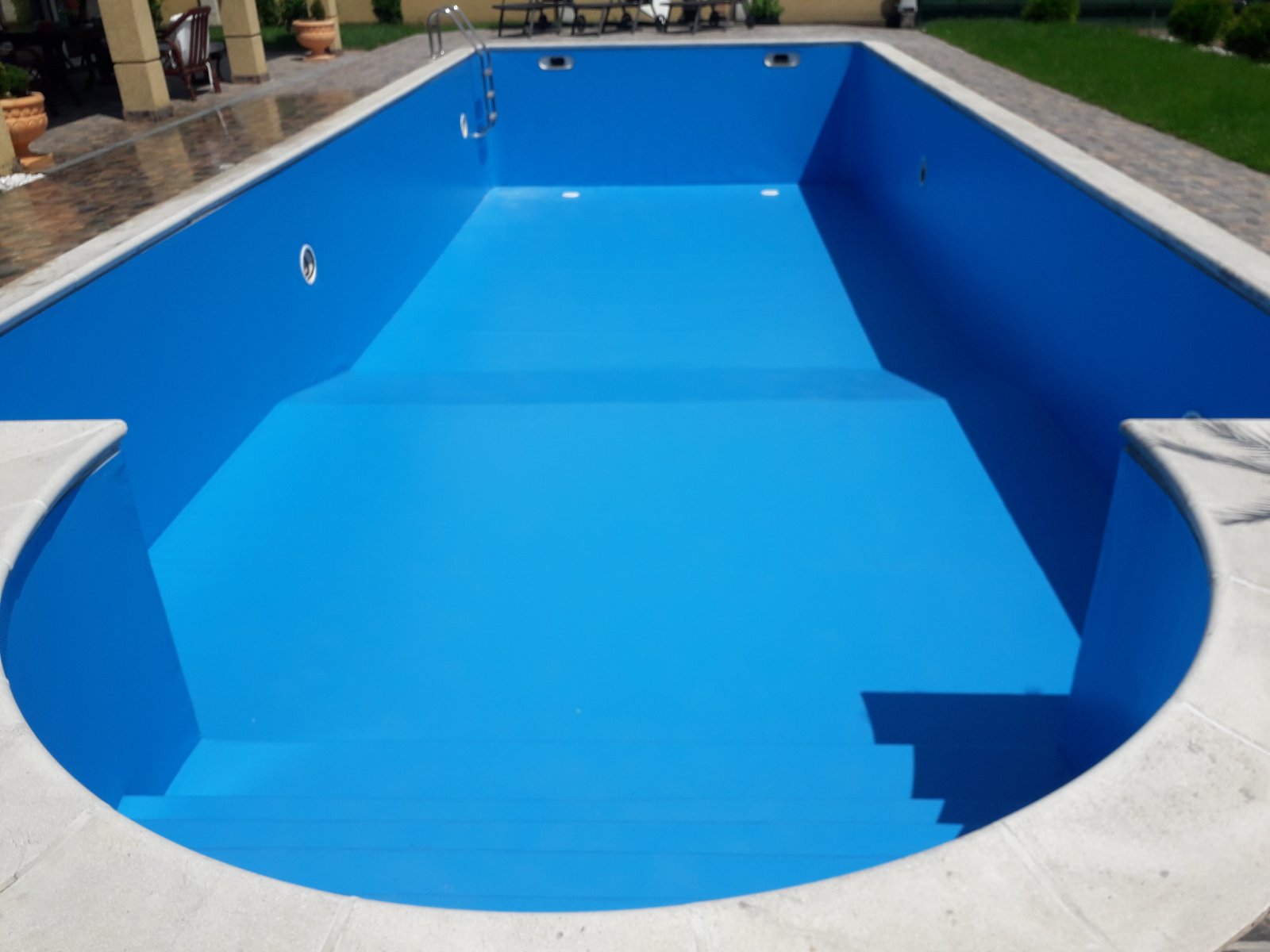 Lajner Adriatic Tamno Plava 2.jpg