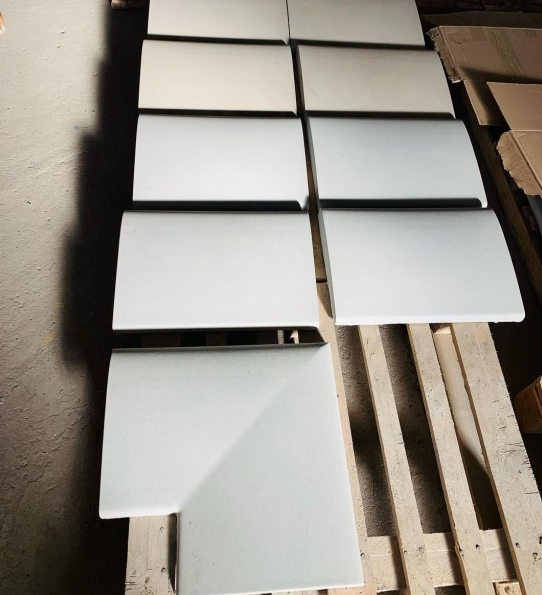 Rubni kamen  NERO PREMIUM  protivklizni - proizvodnja - .png