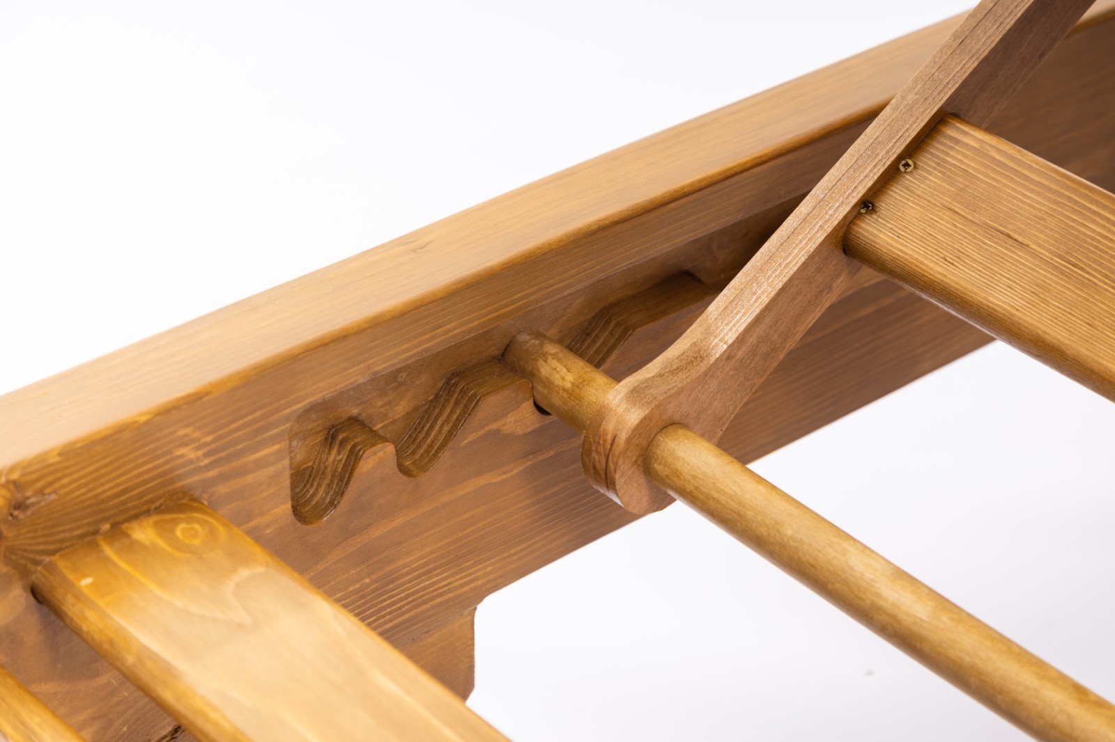 lezaljka bela pozadina 2.jpg